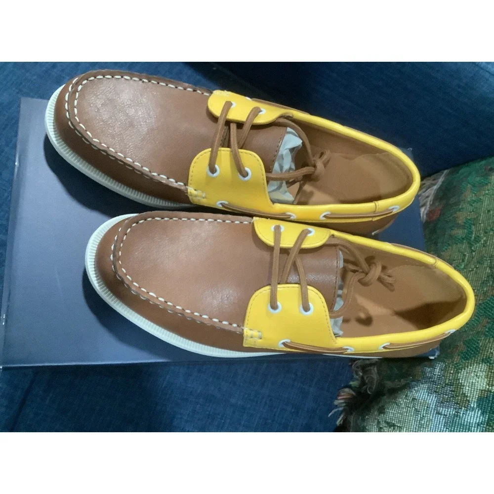 Club Room Men's Boat Shoes Tan Yellow Size 8.5